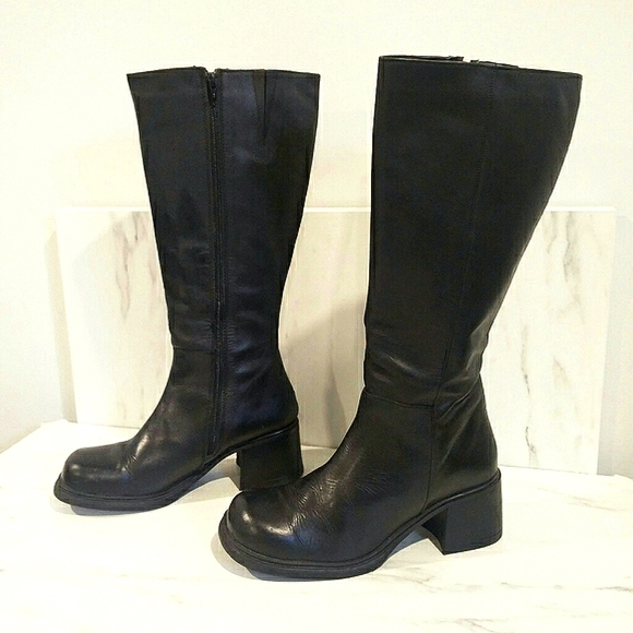 Vintage 90's Chunky Block Heel Square Toe Tall Black Leather Boots - Picture 2 of 16